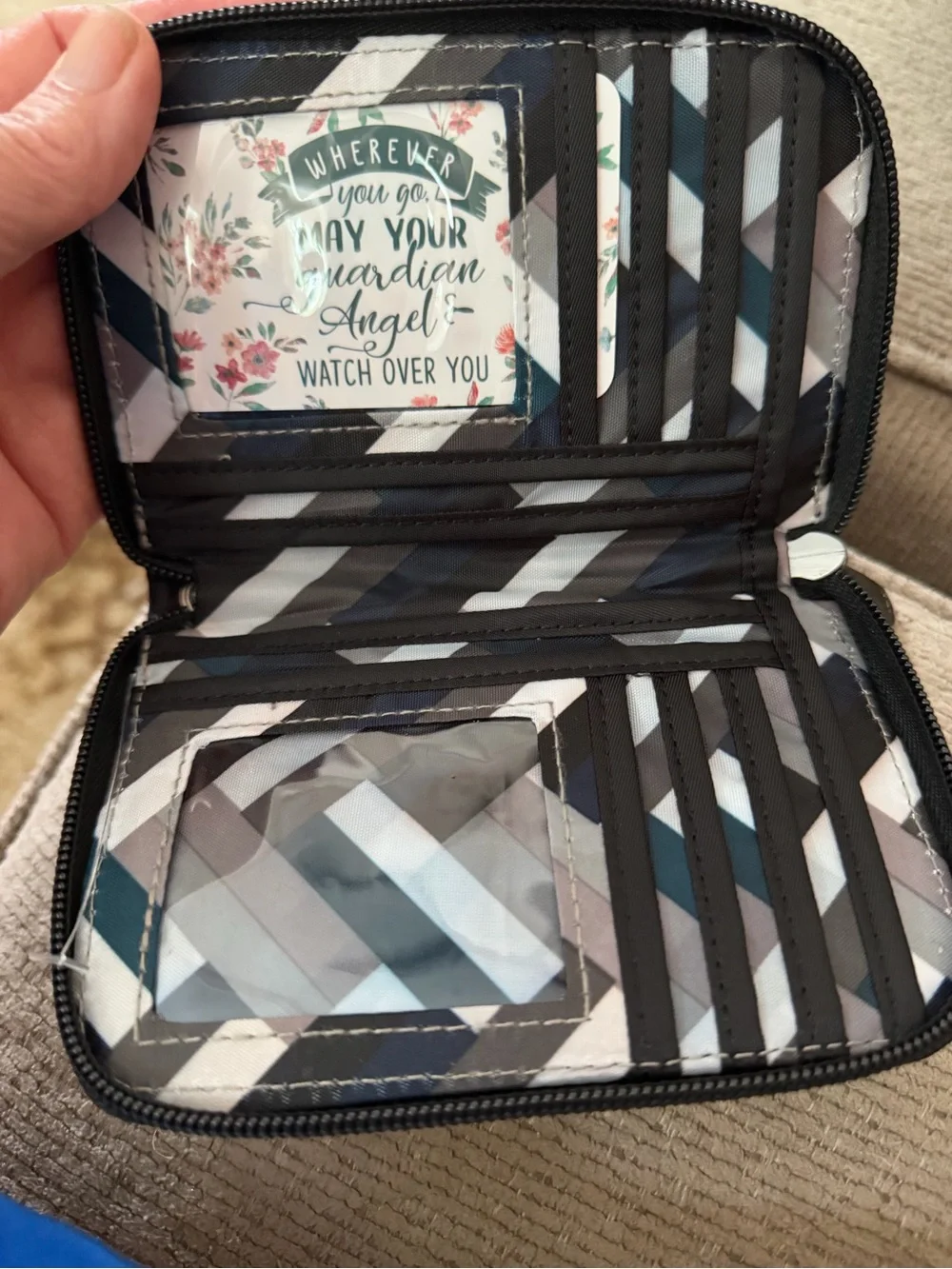 lug Chevron Zip-Around Card Wallet in Black, Gray,White, NWOT, missing strap